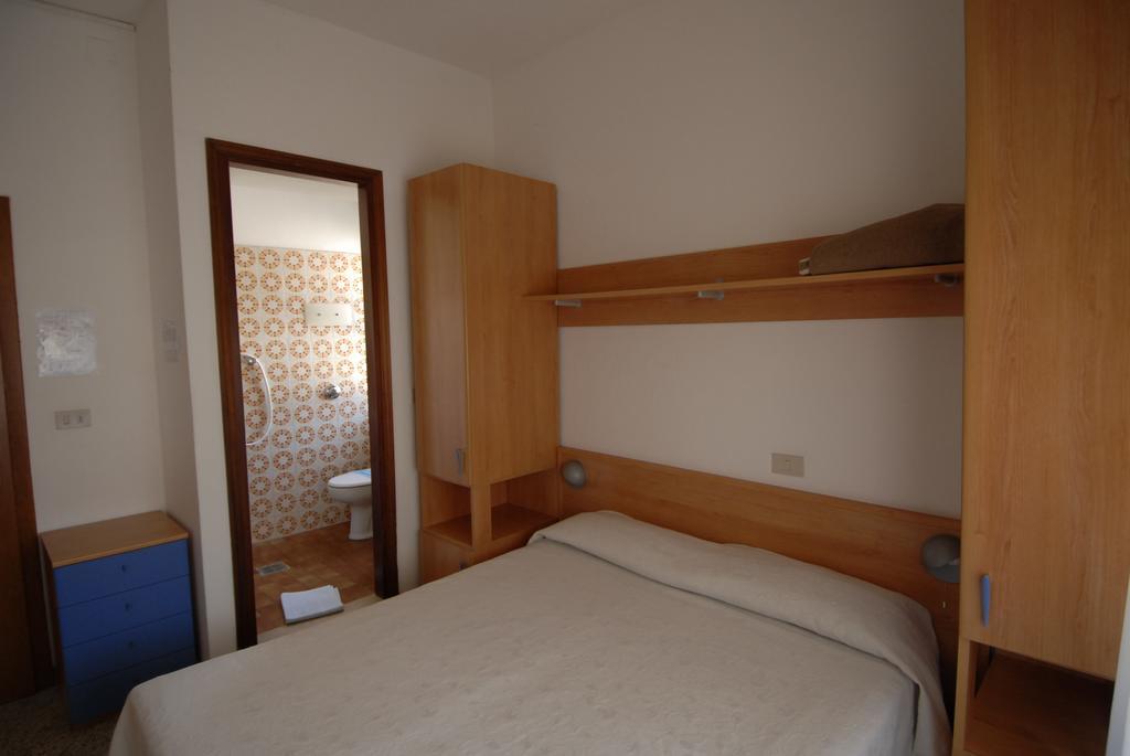 Albergo Alla Nave Lignano Sabbiadoro Bagian luar foto