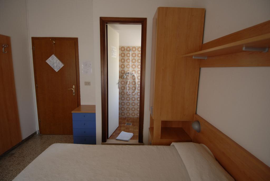 Albergo Alla Nave Lignano Sabbiadoro Bagian luar foto